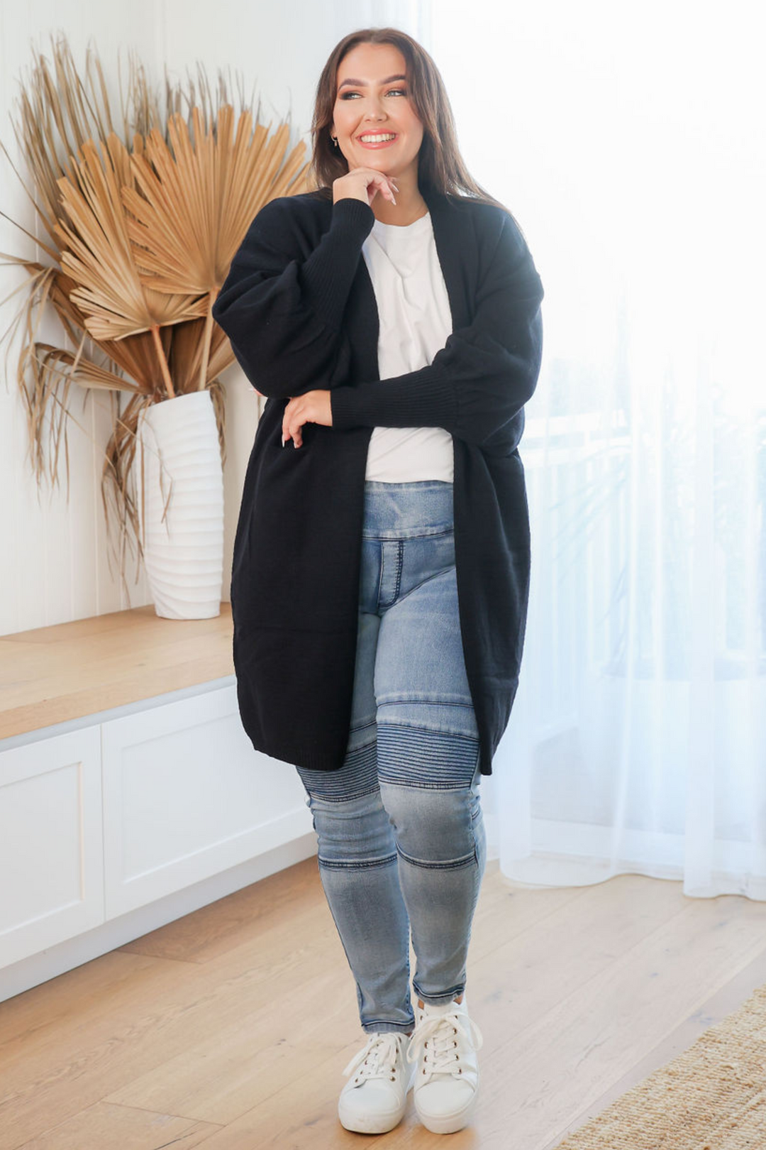 Ladies Cardigan - Black - Longline Cardigan - Funtional Front Pockets - Front Functional Pockets - Long Balloon Sleeve - Maya Cardigan Black Size S/M Paired with Delilah Denim Jeans Size 14 - Daisy's Closet