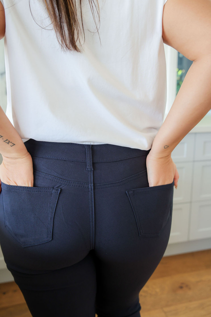 Ladies Jeans - Navy - Stretch Jeans - Functional Front + Back Pockets - Plus Size Jeans - Sizes 6 - 26 - Delta Jeans Navy - Close Up View Showing Pockets Daisy's Closet