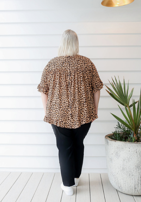 Ladies Leopard Button Back Top - Short Sleeve - Mila Leopard Top - Daisy's Closet