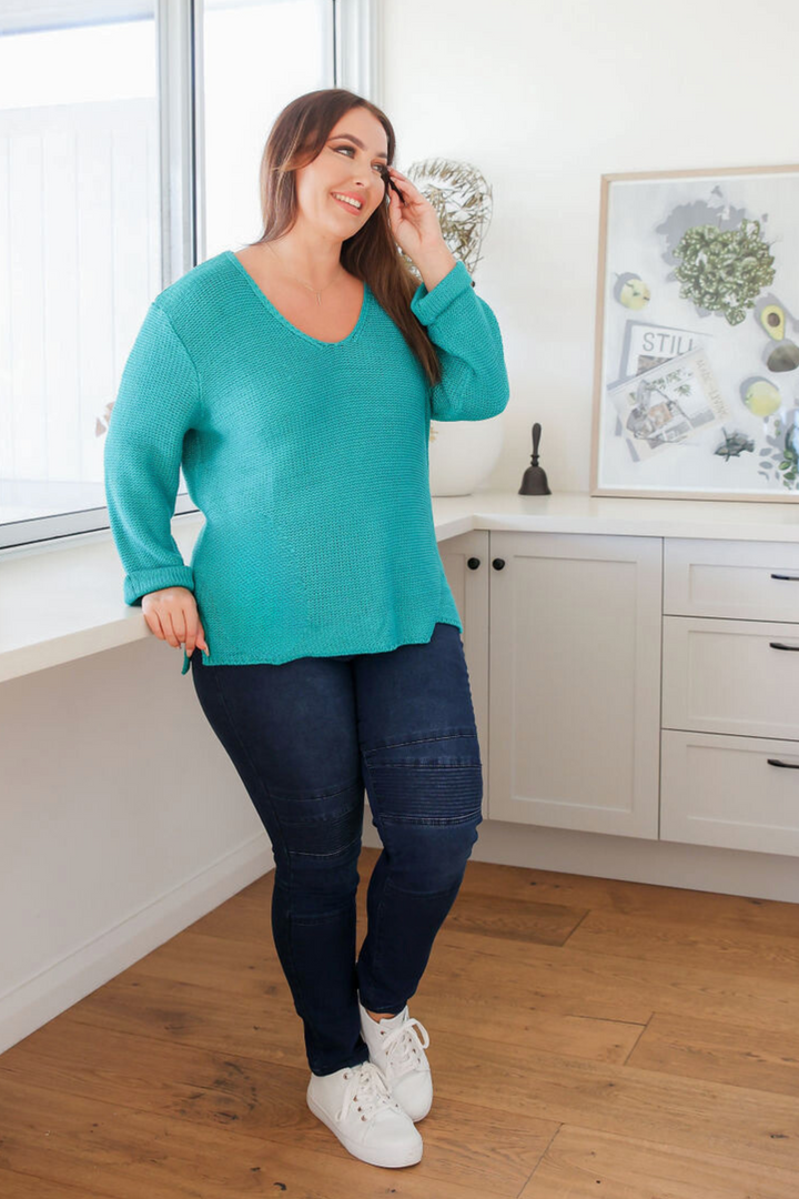 Ladies Long Sleeve Knit - Turquoise - Cotton Knit Jumper - V Neckline - Sizes S/M - L/XL - Millie Knit Front Full Length View Paired with Carter Curve Jeans - Daisy's Closet