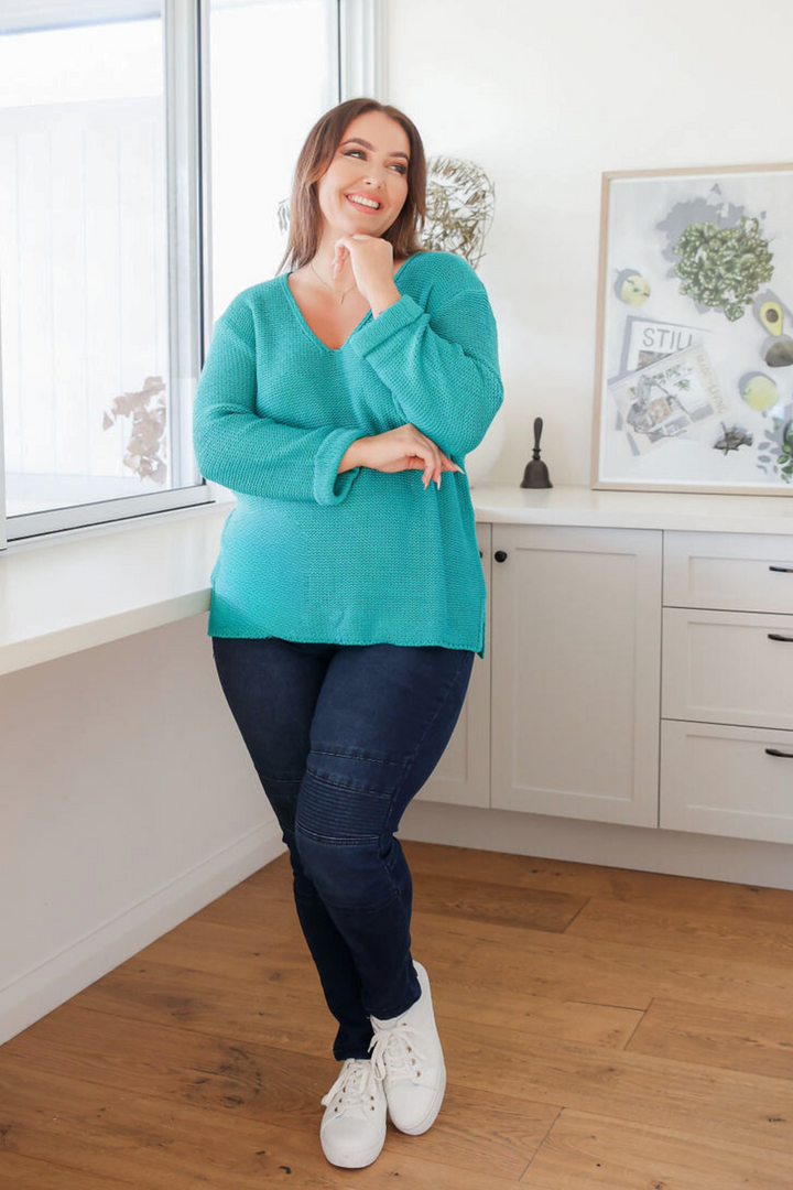 Ladies Long Sleeve Knit - Turquoise - Cotton Knit Jumper - V Neckline - Sizes S/M - L/XL - Millie Knit Front Full Length View Paired with Carter Curve Jeans - Daisy's Closet
