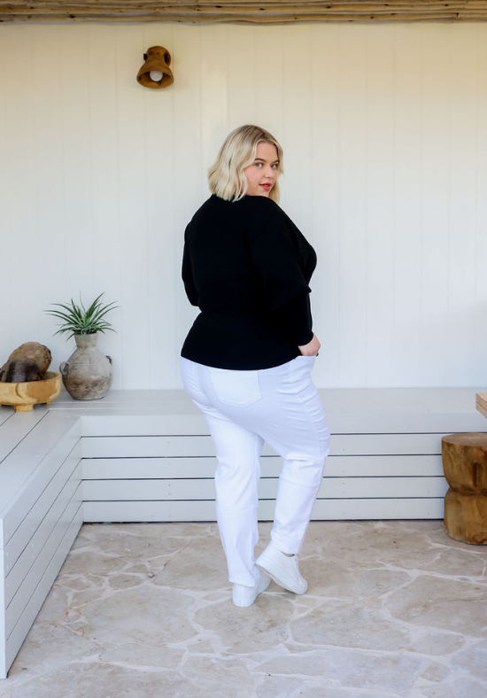 Ladies White Jeans - Stretch Fabric - Front and Back Functional Pockets - Zip up Front - Sizes 6 - 24 - Delta Denim Jeans Size 22 Paired with Bianca Black Knit Top - Daisy's Closet