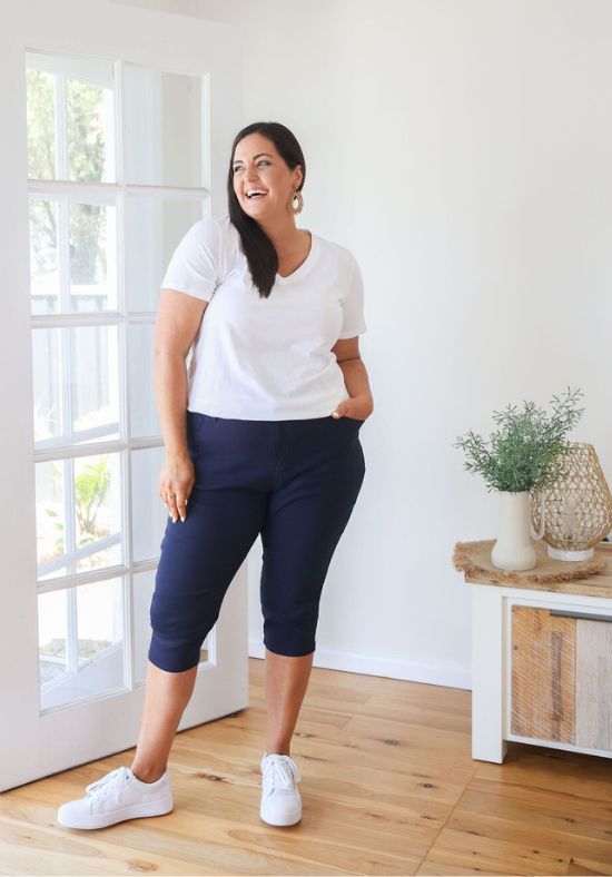 New Look Delta 3/4 Jeans Navy - Daisy’s Closet