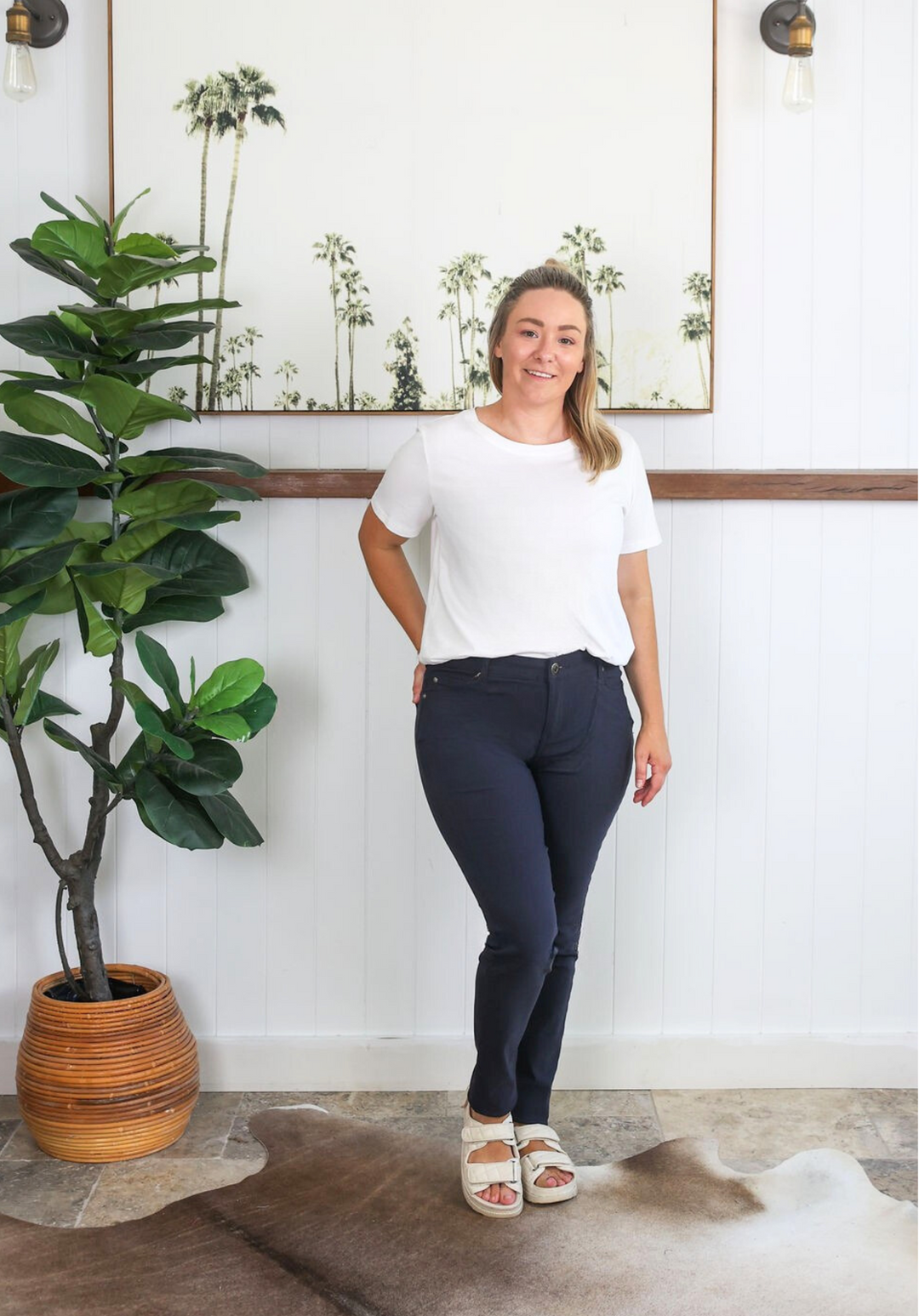 New Look Delta Jeans Navy - Daisy’s Closet