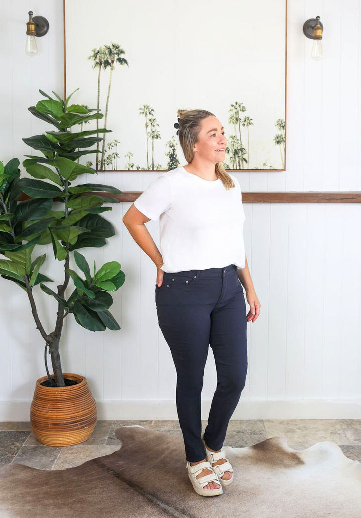 New Look Delta Jeans Navy - Daisy’s Closet