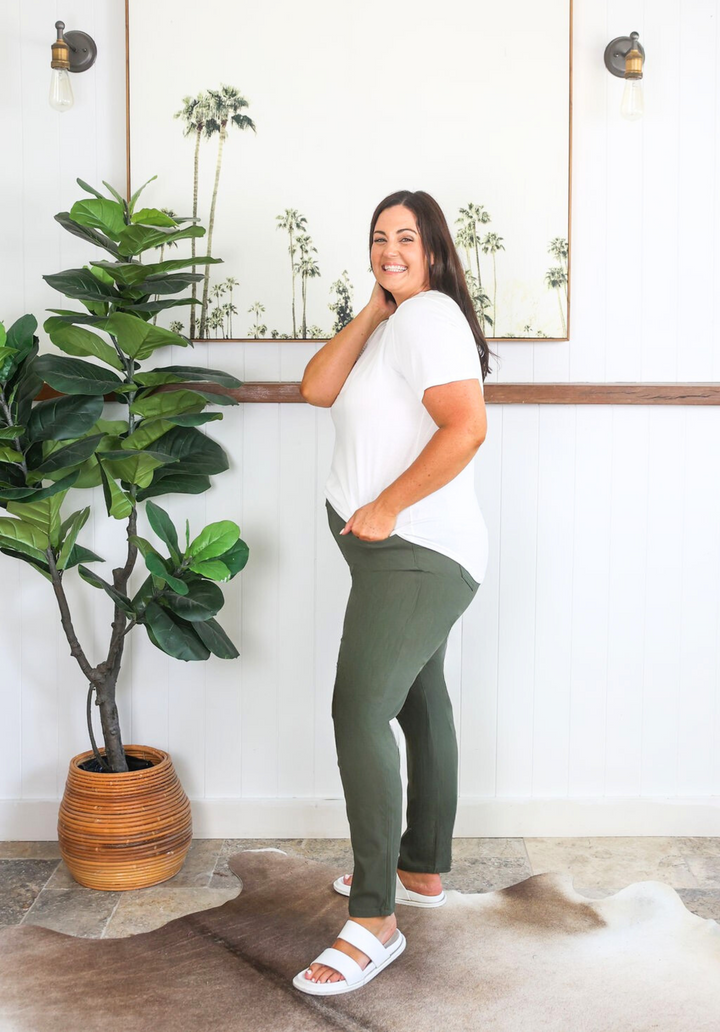 New Look Delta Jeans Khaki - Daisy’s Closet