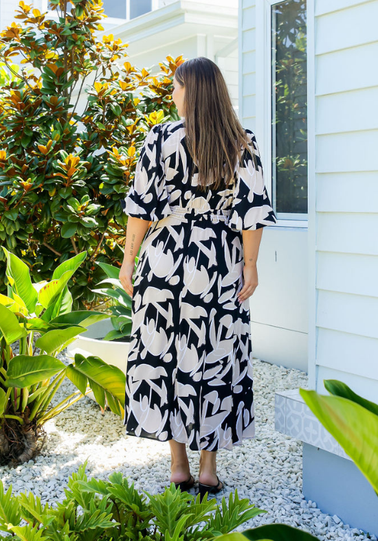 Ladies Party Dress - Summer Dress - V Neckline - Side Pockets - Sizes 6 - 26 - Daisy's Closet