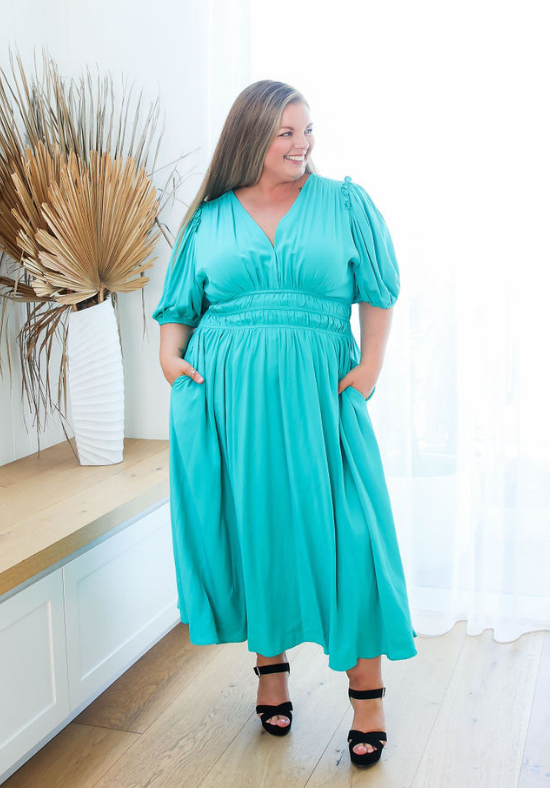 Ladies Summer Dress - V Neckline - Short Sleeves - Party Dress - Evelyn Dress - Daisy's Closet