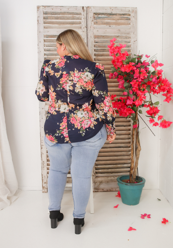 Amera Top Kara Navy Print - Daisy’s Closet