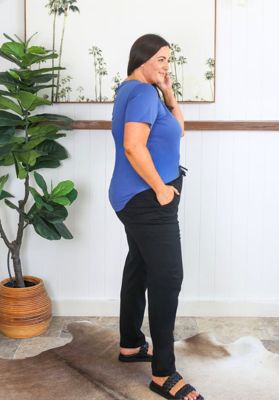 Daisy Round Neck Tee Blue - Daisy’s Closet