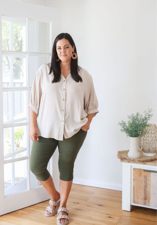 New Look Delta 3/4 Jeans Khaki - Daisy’s Closet