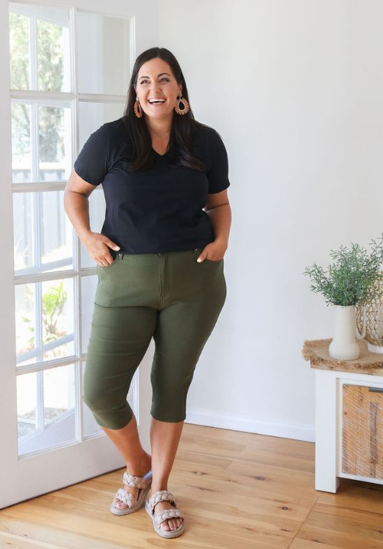 New Look Delta 3/4 Jeans Khaki - Daisy’s Closet