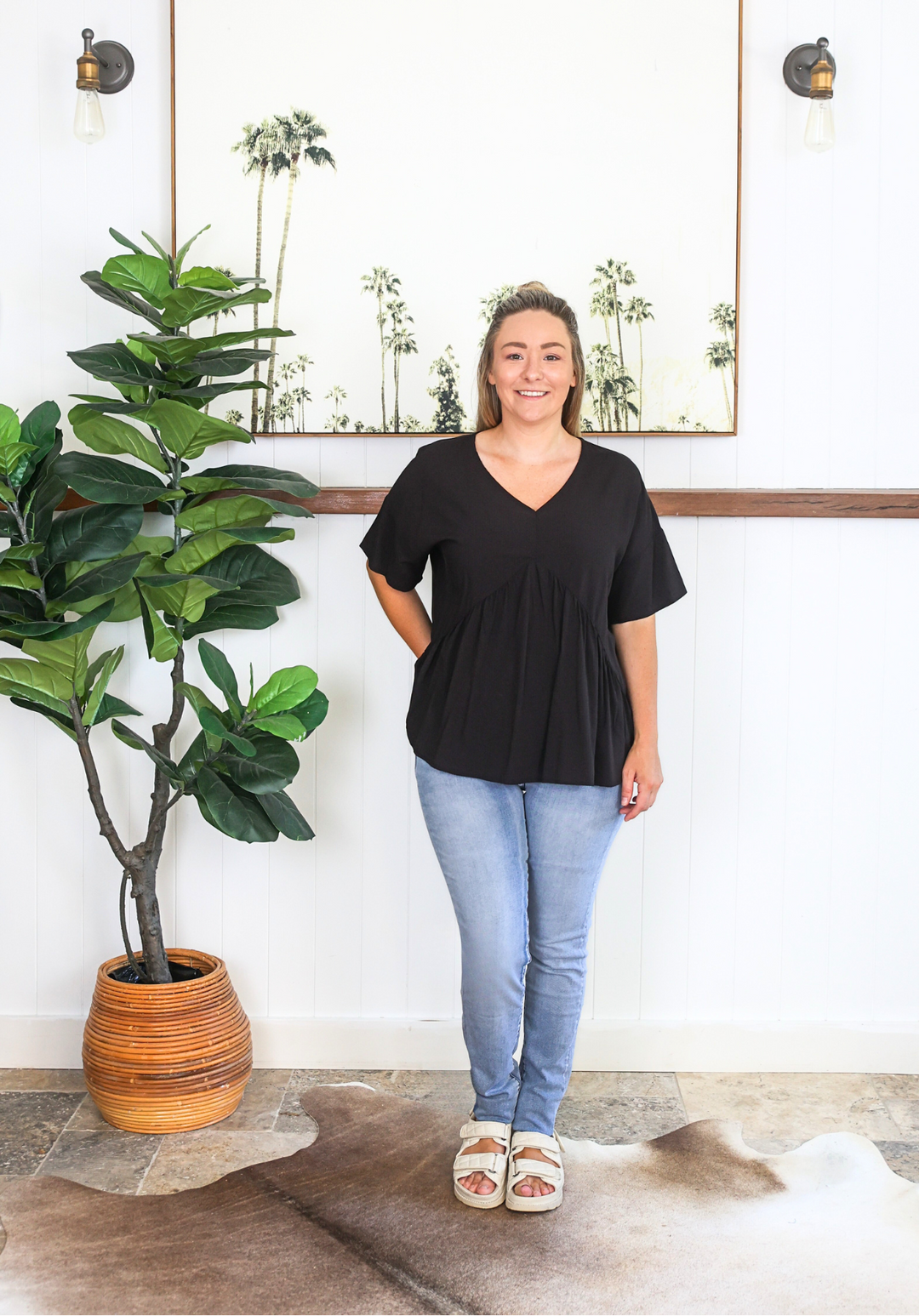 Remi Top Black - Daisy’s Closet