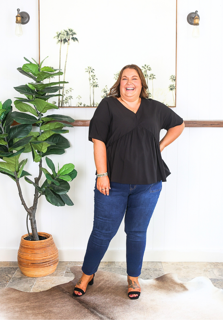 Remi Top Black - Daisy’s Closet