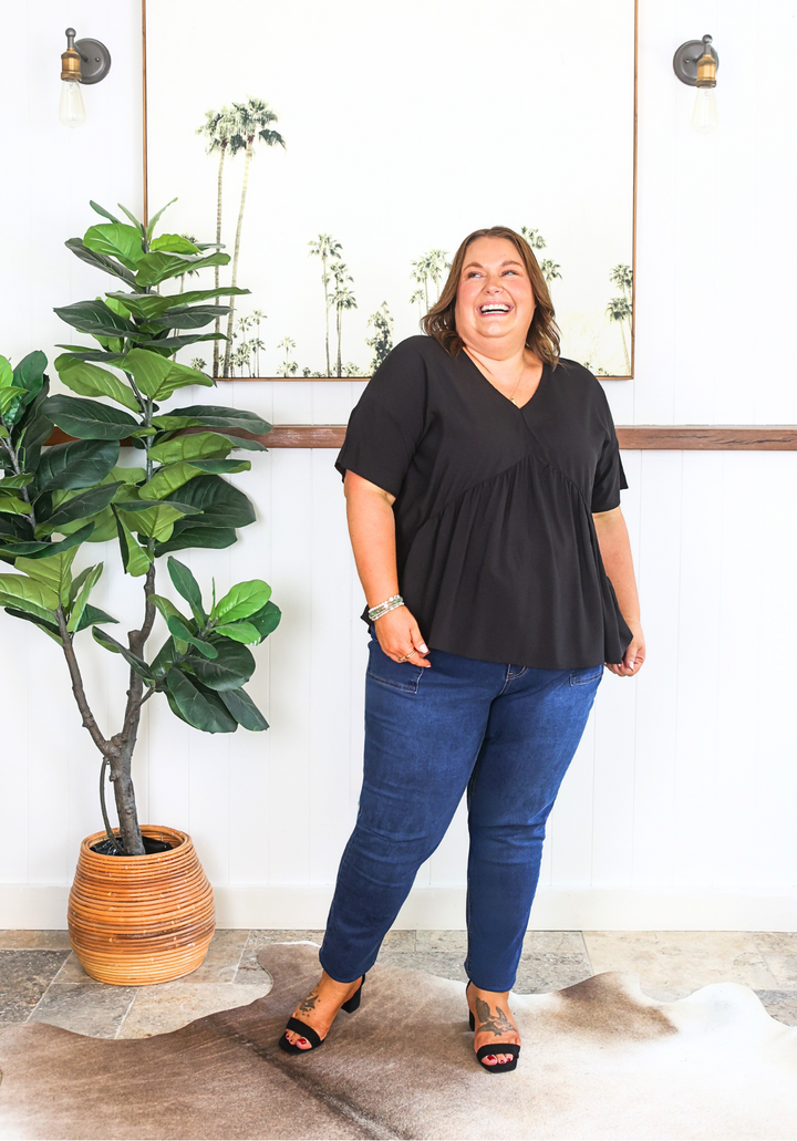 Remi Top Black - Daisy’s Closet