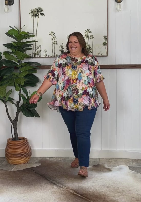 New Look Mila Top Petal Print