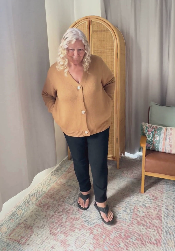 Harper Cardigan Caramel