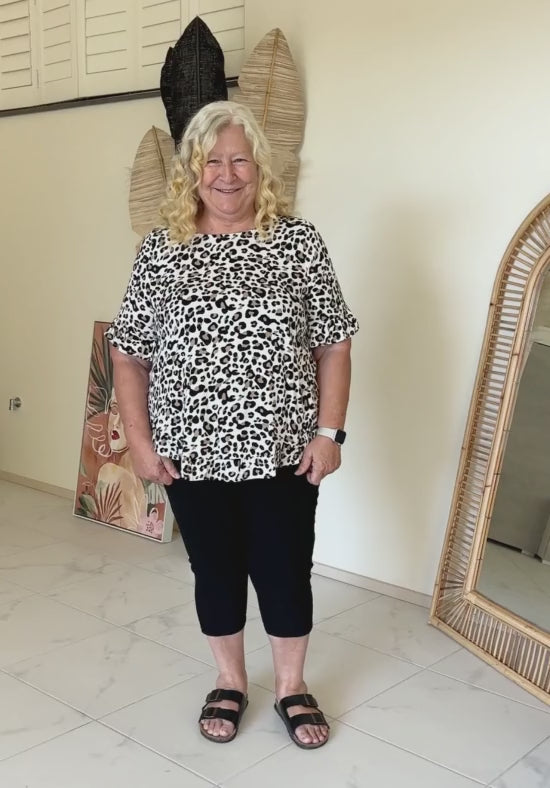 Ladies Short Sleeve Button Back Leopard Print Top=Daisy's Closet