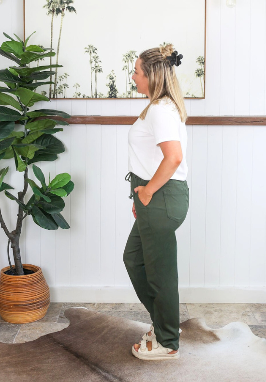 Delta Stretch Joggers Khaki - Daisy’s Closet