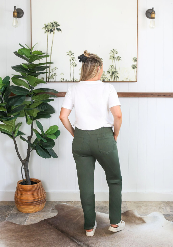 Delta Stretch Joggers Khaki - Daisy’s Closet