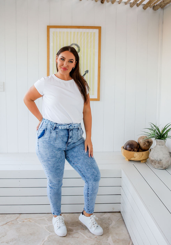 Ladies High Waisted Jeans - Light Blue Acid Wash - Optional Tie Belt at Waist - Functional Front and Back Pockets - Zip Front - Full Length - Sizes 6 - 18 - Daisy Denim Jeans Size 14 Front Full Length View Showing Tie Feature - Daisy's Closet