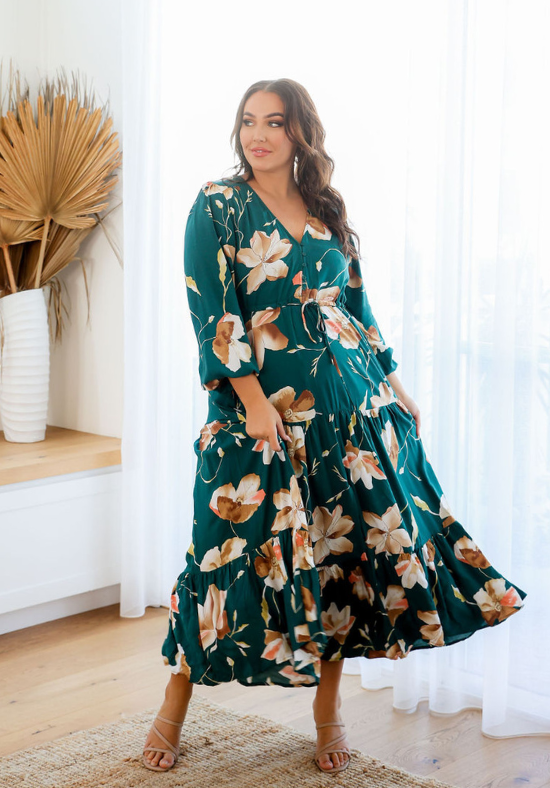 Ladies Maxi Dress - Long Sleeve - Bump and Feeding Friendly - Concealed Side Pockets - Emerald Green - Sizes 6 - 26 Curve Friendly Maxi Dress - Bonnie Long Sleeve Maxi Dress - Daisy's Closet Front Full Length View - Size 14 Showing Flowy Style