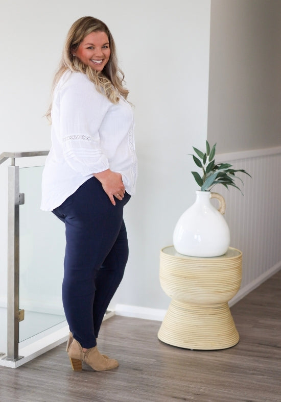 New Look Delta Jeans Navy - Daisy’s Closet