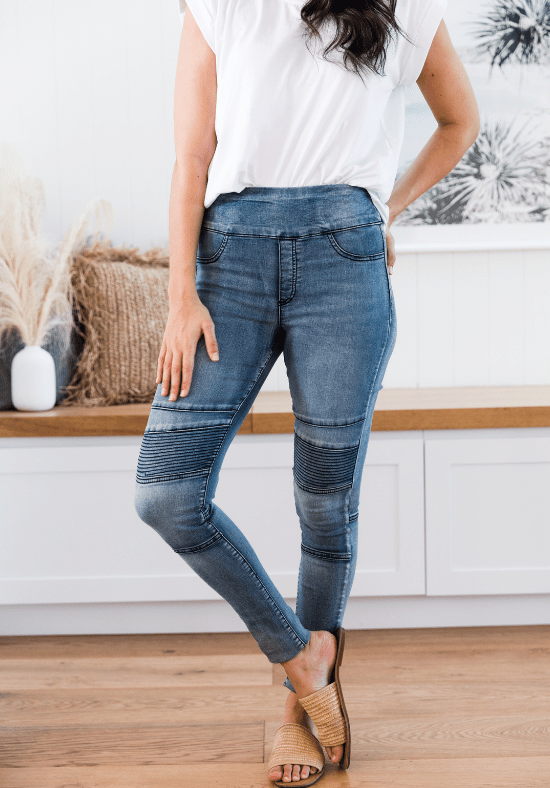 Delilah Jeans Light Denim - Daisy’s Closet
