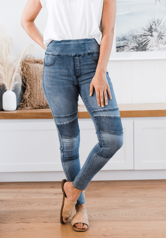 Delilah Jeans Light Denim - Daisy’s Closet