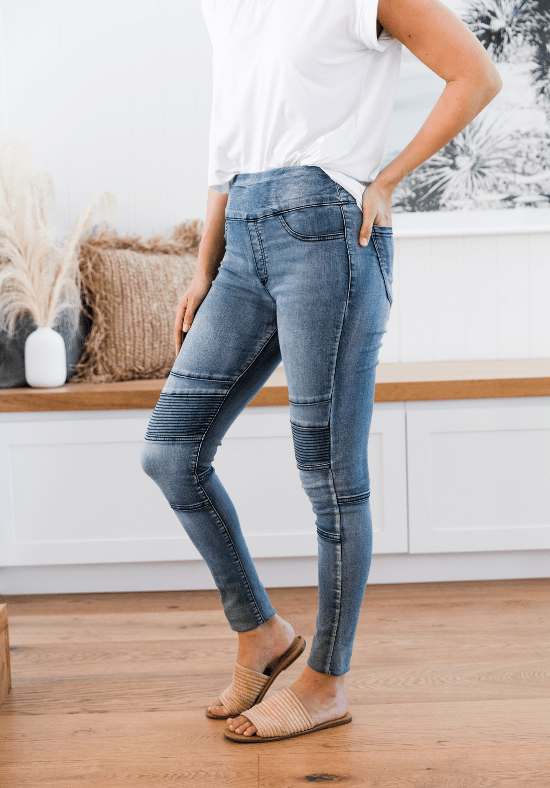 Delilah Jeans Light Denim - Daisy’s Closet